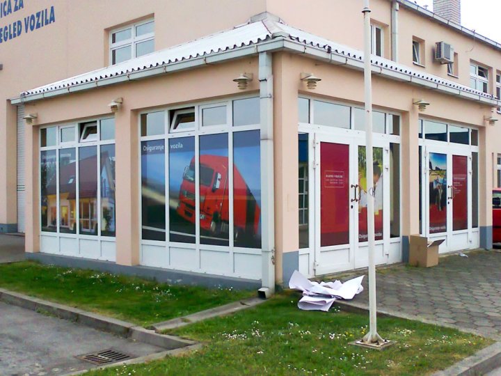 Oslikavanje izloga